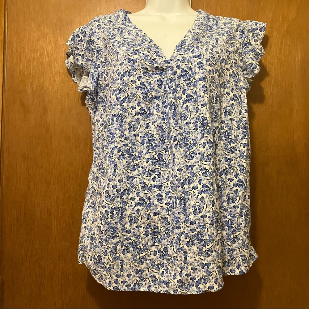 Anne Carson Blue and White Floral Blouse Sz L